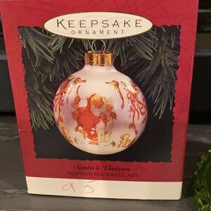 Hallmark 1995 Norman Rockwell Santa’s Visitors